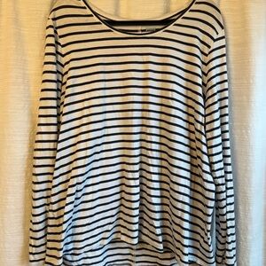 Duluth Trading Co Black and White Striped Long Sleeve Top